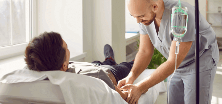 Why Hospitals Should Bundle Employee Screenings and Compliance Services